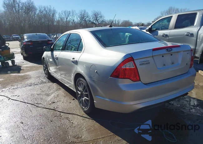 3FAHP0HA9BR121548: 44134407