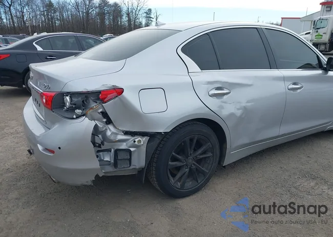 JN1BV7AR7FM418317: 44135520