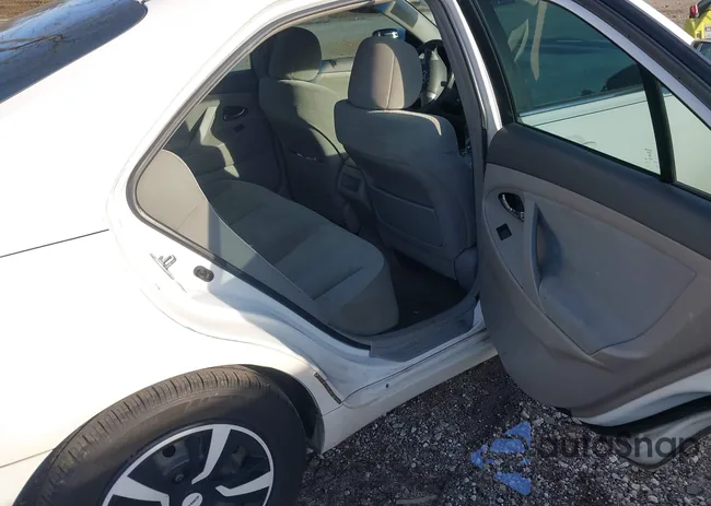 4T1BE46KX9U902361: 44135576