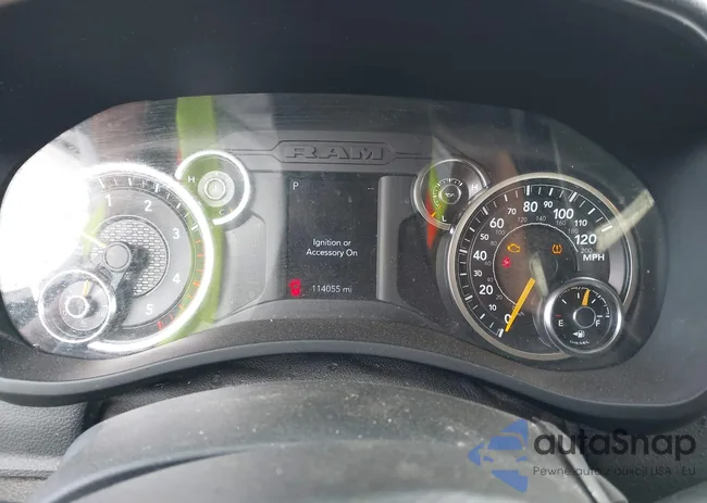 3C6UR5DL3KG605645: 44135577