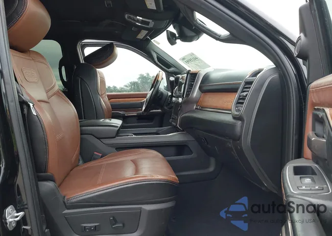 3C6UR5GL5LG258607: 44135593