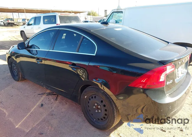 YV126MFB4F1299836: 44135601