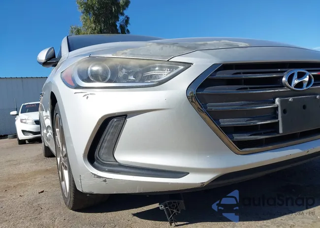 5NPD84LF0HH035640: 44135612