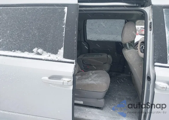 KNDMB233786195097: 44135663