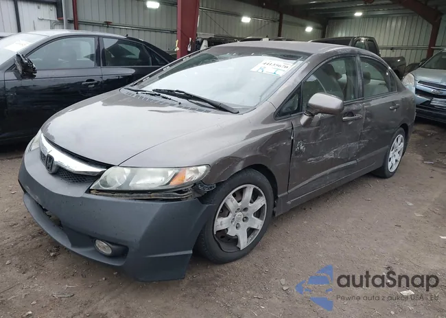 2HGFA1F52AH558043: 44135670