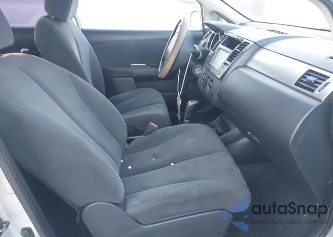 3N1BC13E68L378192: 44135704