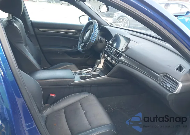 1HGCV1F30JA253967: 44135748