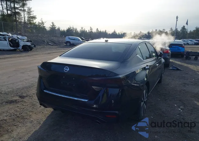 1N4BL4EW9MN384623: 44135749