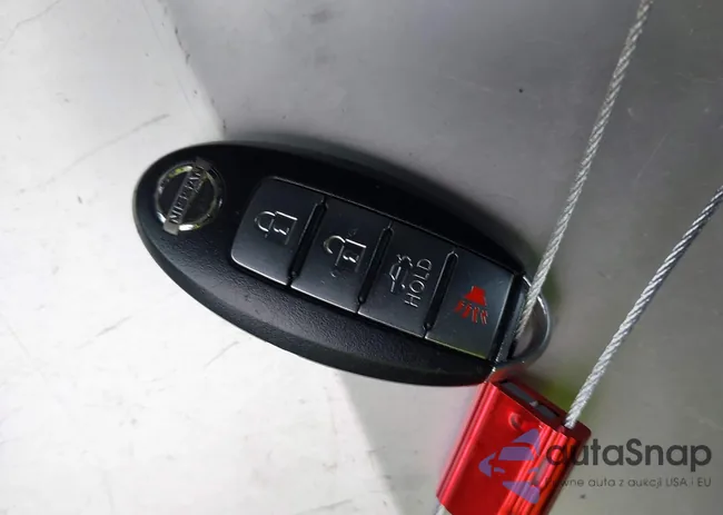 1N4AL21E18C150359: 44135769