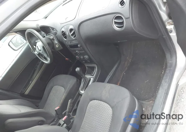 3GNBABDB8AS572691: 44135818