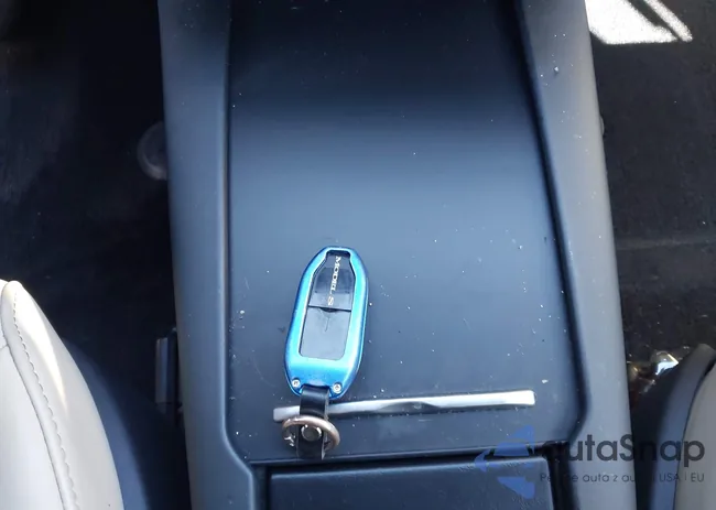 5YJSA1E20GF170439: 44135884