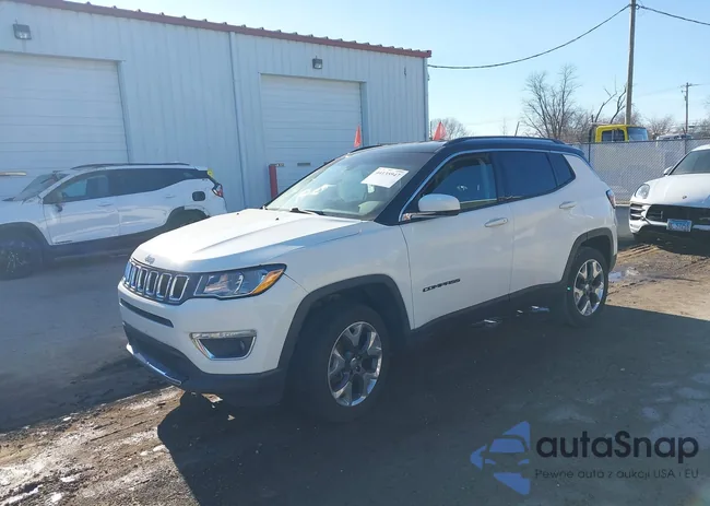 3C4NJDCB7JT454564: 44135947