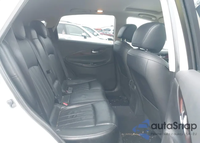 JN1BJ0RRXHM406947: 44135974