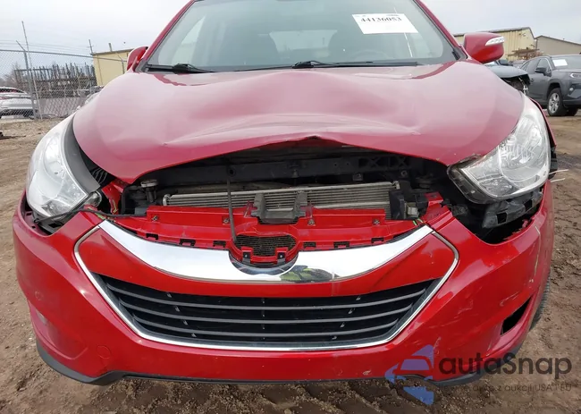 KM8JUCAC4DU605944: 44136053