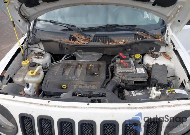 1C4NJRFB9ED644600: 44135084