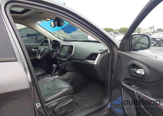 1C4PJMBS9EW251069: 44135086