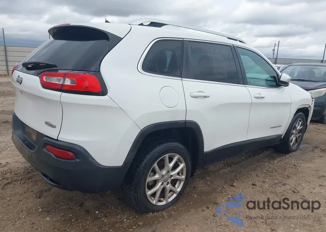 1C4PJLCB7FW737468: 44135109