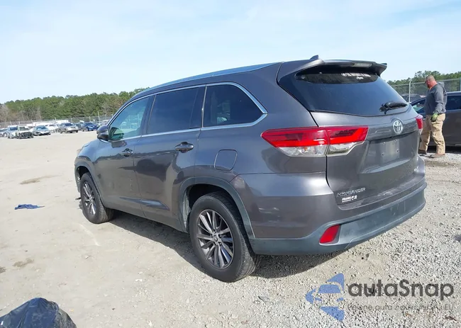 5TDKZRFHXKS562049: 44135112