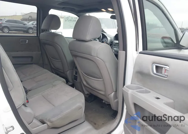 5FNYF3H3XFB027797: 44135174