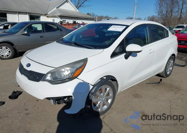 KNADM4A3XH6008070: 44135251