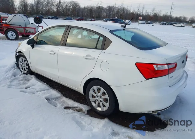 KNADM4A3XH6008070: 44135251