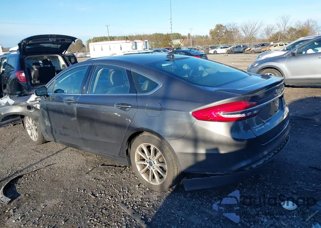 3FA6P0SU9HR174690: 44135274