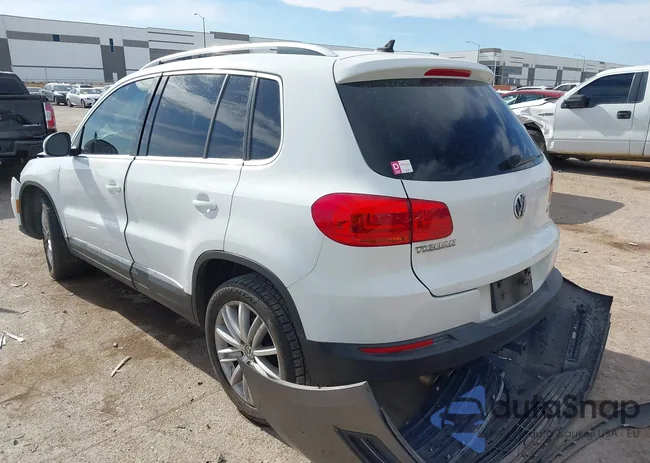 WVGAV3AX7EW612909: 44135277