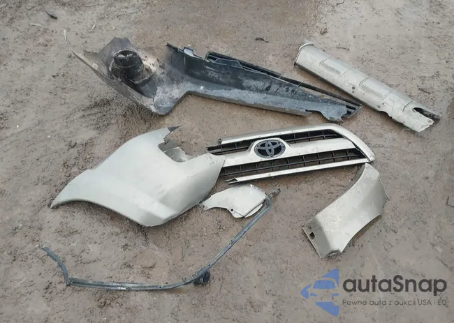 JTEBU17R060103656: 44135411