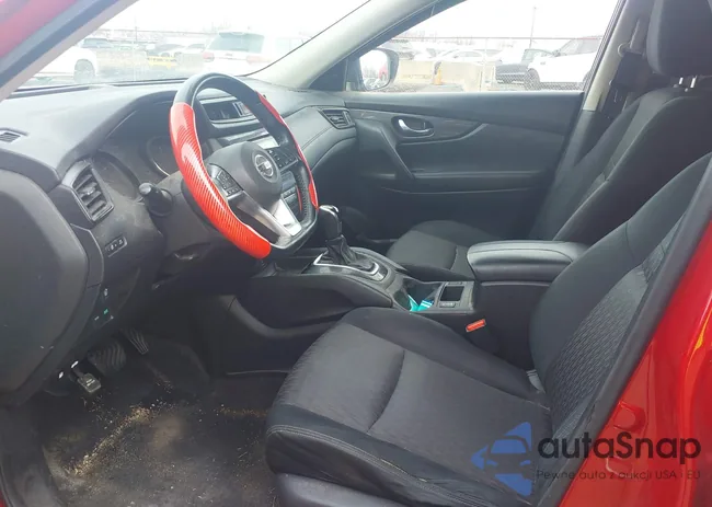 JN8AT2MT0HW393104: 44135413