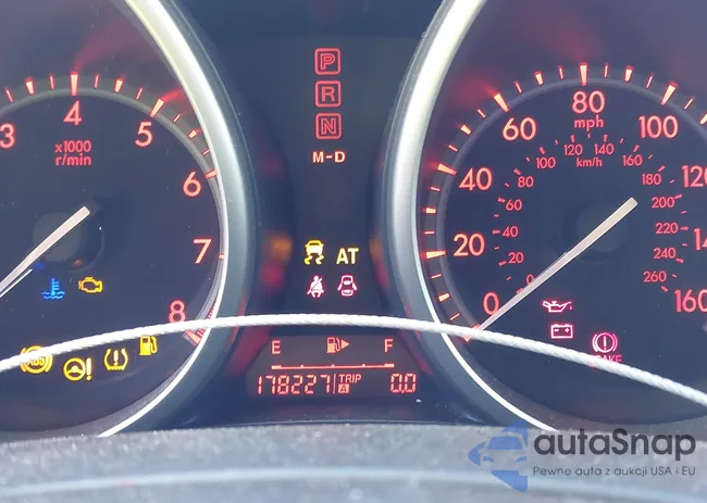 JM1BL1K60B1383622: 44136486