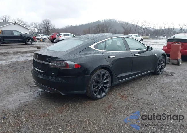 5YJSA1H1XEFP38101: 44136501