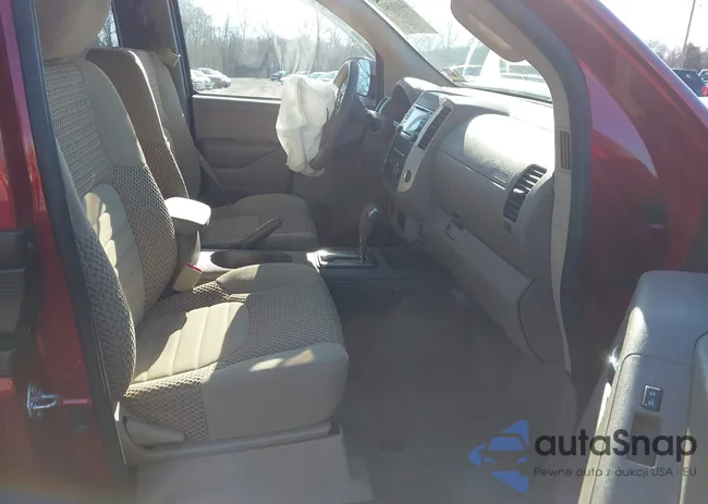 1N6BD0CT2HN741782: 44136541