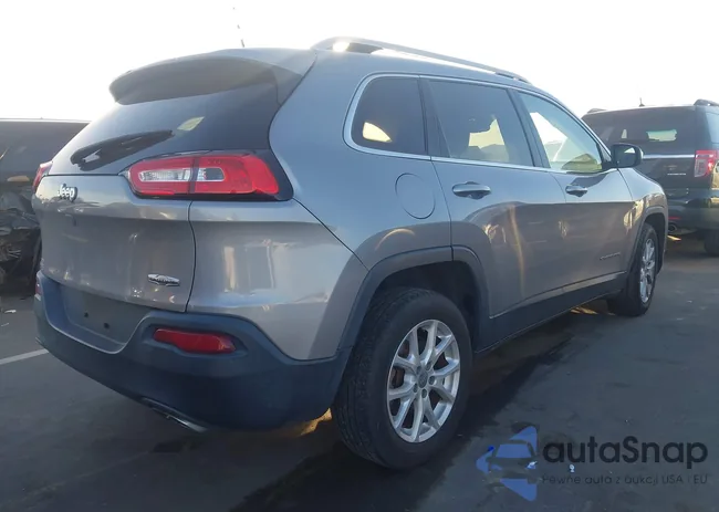 1C4PJLCS0FW781831: 44136586