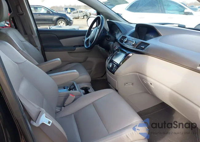 5FNRL5H68GB114960: 44136649