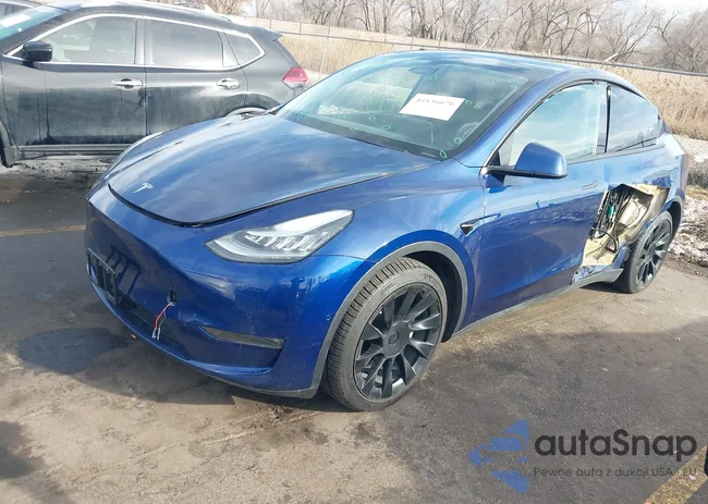 5YJYGAEE0MF136712: 44136670