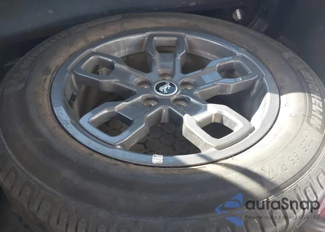 3FMCR9B69RRE97650: 44136674