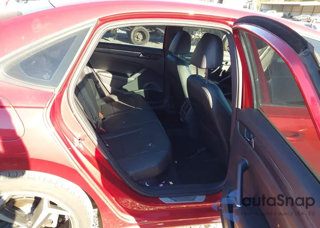 1VWMA7A37MC005519: 44136721