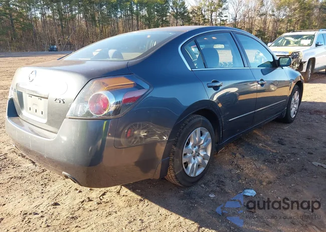 1N4AL2AP9BC148173: 44136725