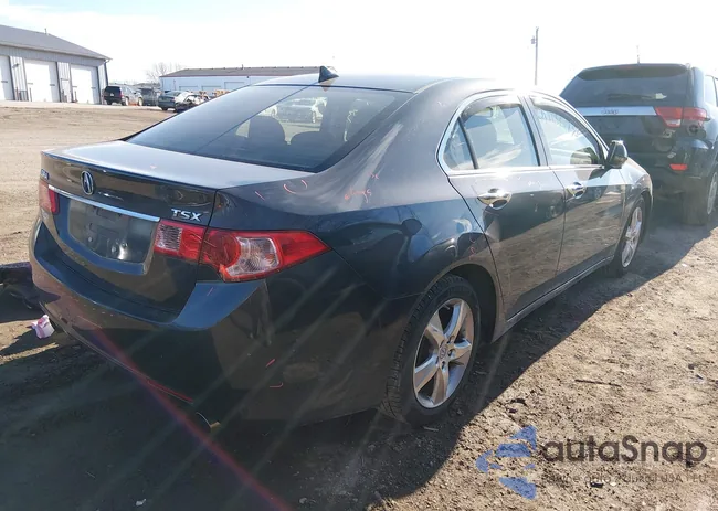 JH4CU2F69DC010635: 44136730