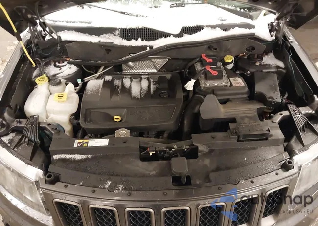 1C4NJDBB0GD673852: 44136741