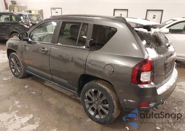 1C4NJDBB0GD673852: 44136741