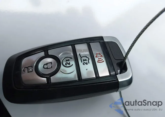 1FM5K8GC3MGA10559: 44136755