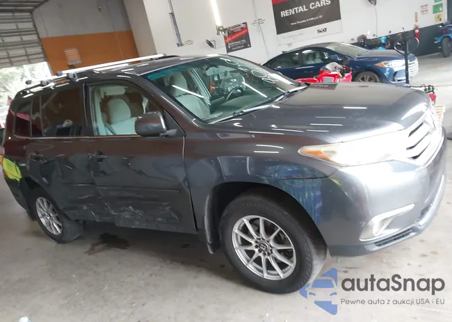 5TDBK3EH7DS278030: 44136757