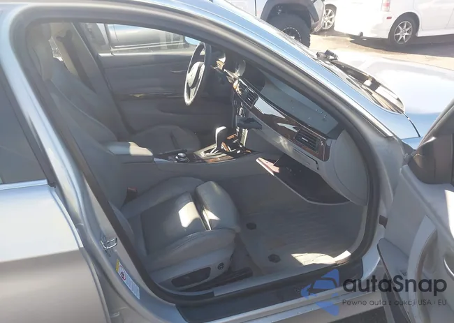 WBAVD53537A006164: 44136762