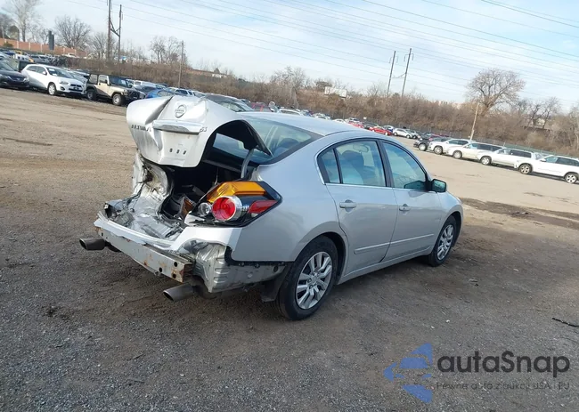 1N4AL2AP7CC201776: 44136784