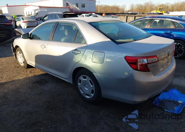 4T4BF1FK6ER373275: 44136811