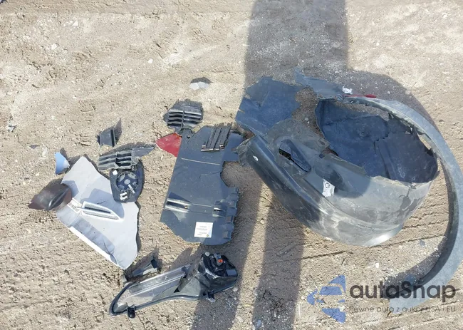 1FMCU9J96FUC85139: 44136853