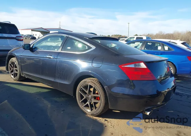 1HGCS22888A017643: 44136884