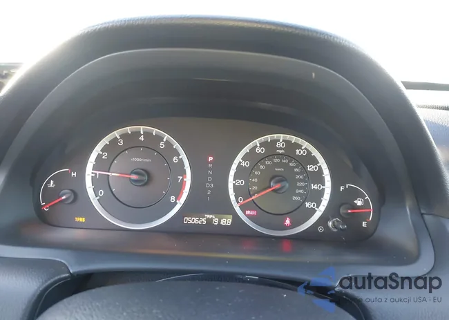 1HGCS22888A017643: 44136884