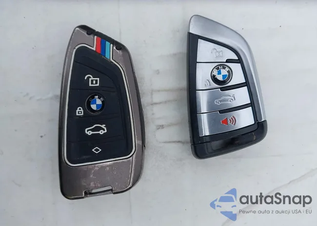 WBAJB9C56JB287096: 44136926